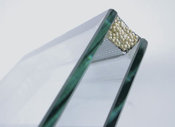 شیشه دوجداره