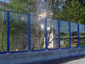 طلق شیشه ای شفاف