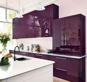 کابینت شیشه ای