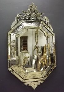 حکاکی روی آینه