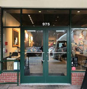 شیشه سکوریت فروشگاه