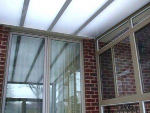 شیشه نورگیر