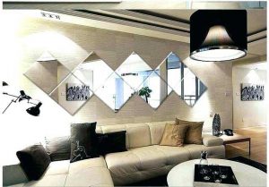 آینه کاری روی دیوار