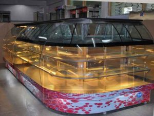 ویترین شیشه ای 