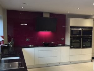 شیشه رنگی لاکوبل