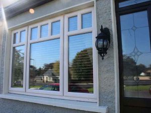 شیشه آینه ای