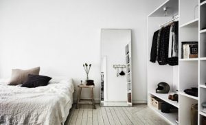 آینه اتاق خواب