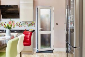 درب سرویس بهداشتی