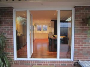 پنجره دوجداره آلومینیومی