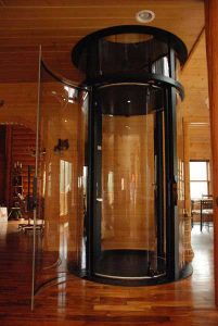 آسانسور شیشه ای