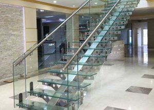 شیشه سه جداره