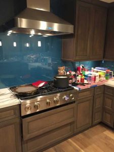 شیشه رنگی لاکوبل