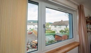 پنجره دوجداره آلومینیومی