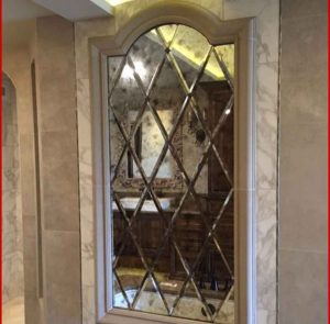 آینه کاری روی دیوار