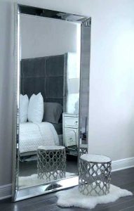 آینه اتاق پرو