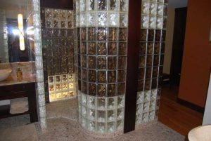 بلوک شیشه ای رنگی