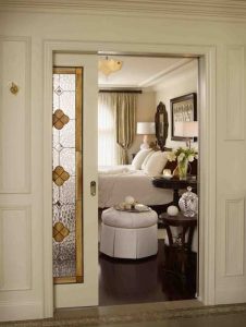 شیشه دکوراتیو