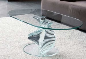 شیشه روی میز