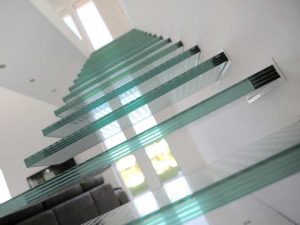 شیشه لمینیت