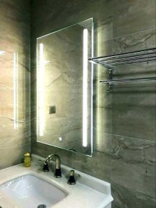 آینه نورپردازی