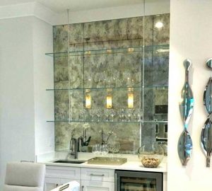 آینه کاری روی دیوار