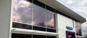 شیشه آینه ای