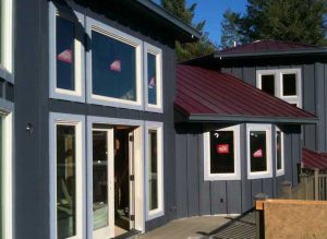 شیشه رنگی پنجره