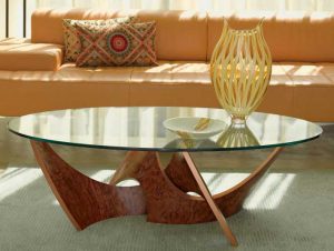 شیشه روی میز