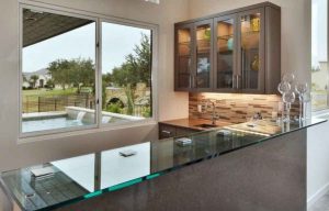 میز شیشه ای آشپزخانه