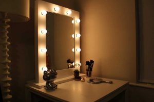 آینه آرایشی