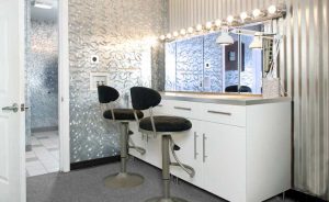 آینه سالن زیبایی