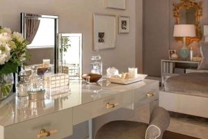 آینه سالن زیبایی