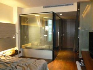 باکس شیشه ای