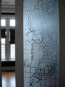 حکاکی روی شیشه