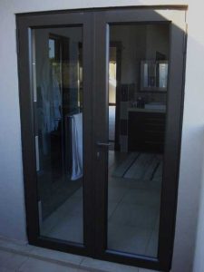 درب آلومینیومی