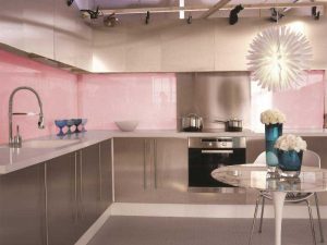 شرکت شیشه رنگی