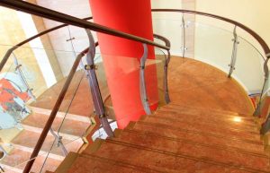 شیشه خم لمینت