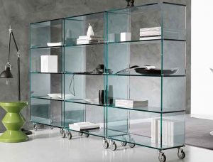 قفسه شیشه ای