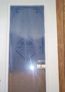 حکاکی روی شیشه