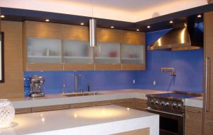 شیشه رنگی تزیینی