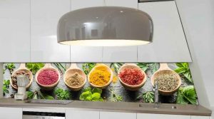 شیشه چاپی بین کابینت