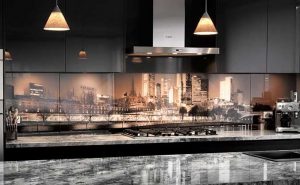 شیشه چاپی بین کابینت