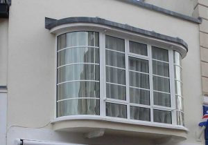 پنجره upvc خم