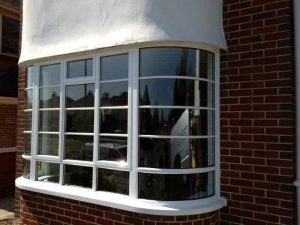 پنجره upvc خم