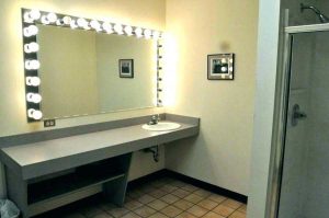 آینه آرایشی