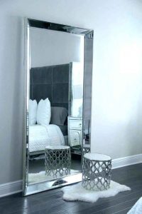 آینه اتاق پرو