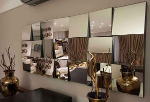 آینه کاری روی دیوار