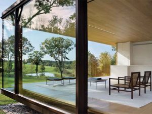 اتاقک شیشه ای