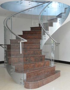 شیشه خم نرده