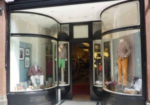 شیشه خم ویترین